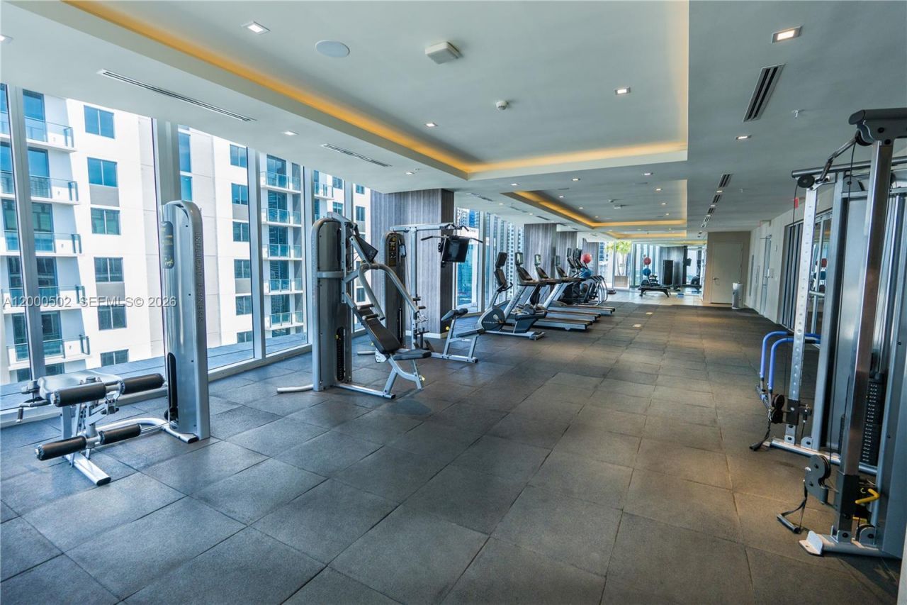 1010 SW 2nd Ave, Unit 606, Miami, FL 33130 Photo