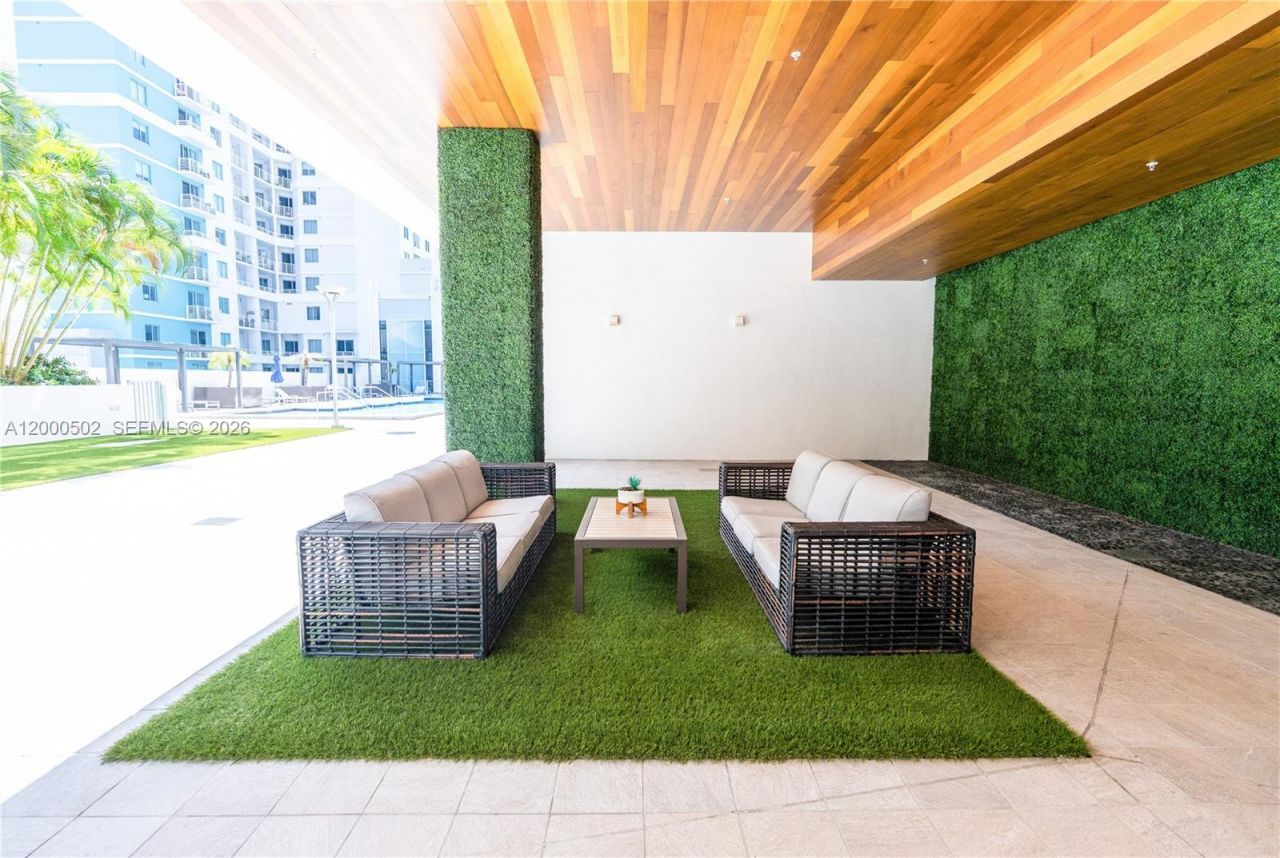 1010 SW 2nd Ave, Unit 606, Miami, FL 33130 Photo