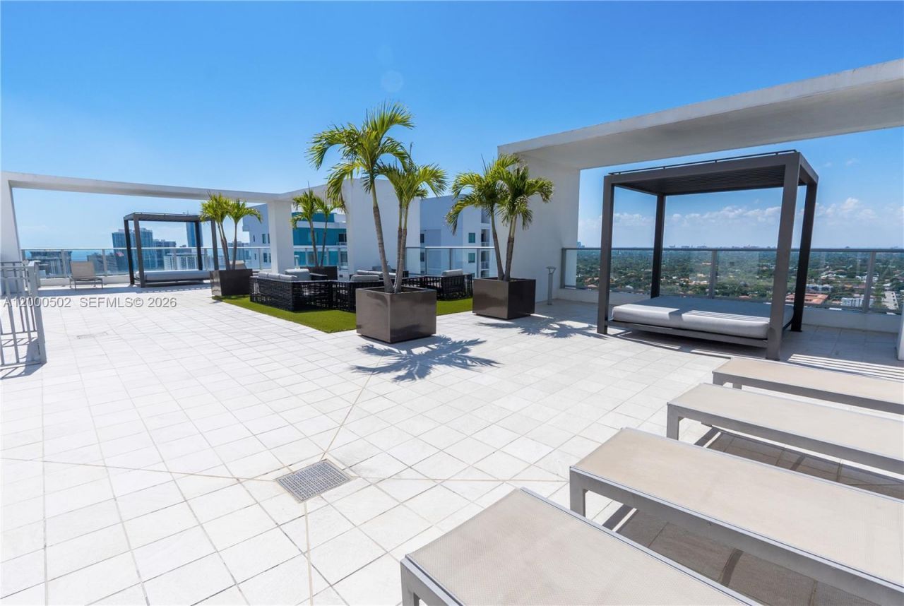 1010 SW 2nd Ave, Unit 606, Miami, FL 33130 Photo