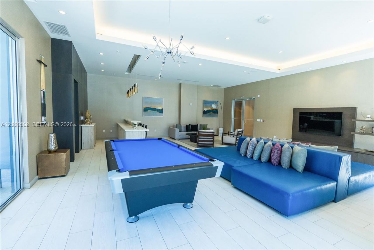 1010 SW 2nd Ave, Unit 606, Miami, FL 33130 Photo