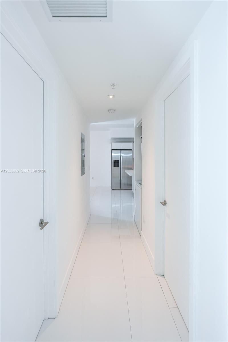 1010 SW 2nd Ave, Unit 606, Miami, FL 33130 Photo