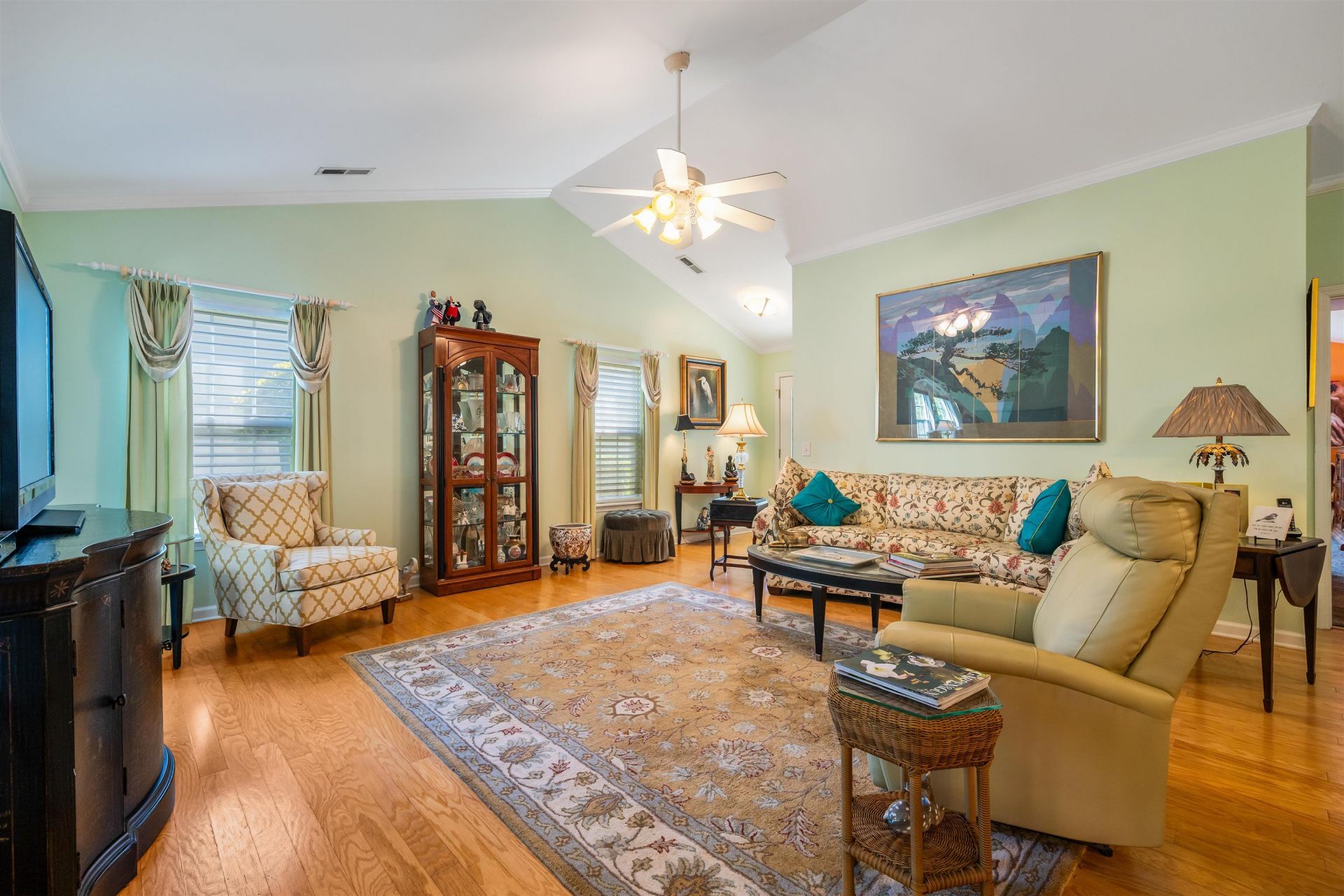 6468 Royal Pine Dr. Photo 8