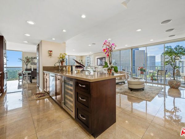 2160 Century Parkway, Unit 1712, Los Angeles, CA 90067