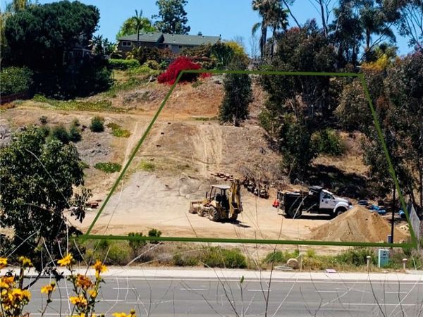 3813 El Camino Real, Carlsbad, CA 92008