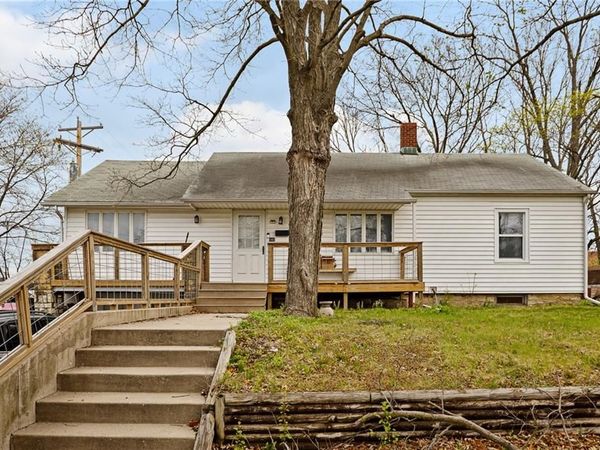 141 E 7th Street, Trenton, MO 64683