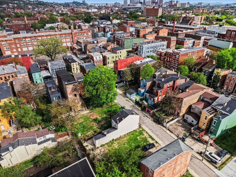 1110 Garden Street, Cincinnati, OH 45214 Photo 2