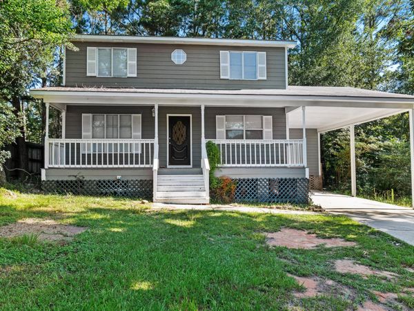 17 La Jaunie Ln., Sumrall, MS 39482