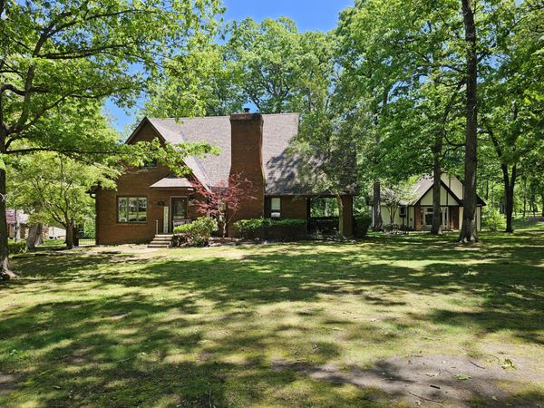 103 R J Lane, Mt Vernon, MO 65712