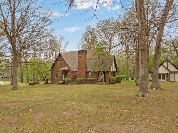 103 R J Lane, Mt Vernon, MO 65712