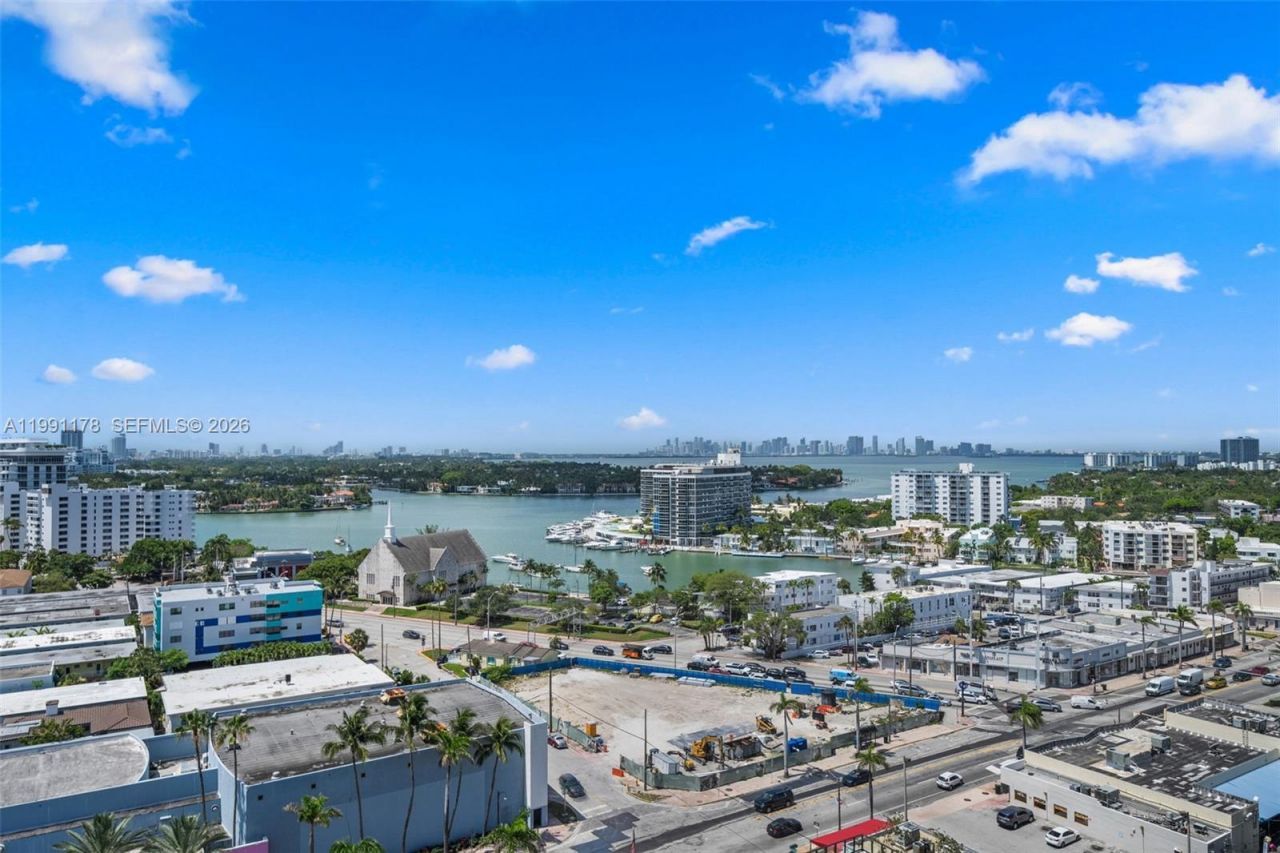 580 72nd St, Unit 1402, Miami Beach, FL 33141 Photo