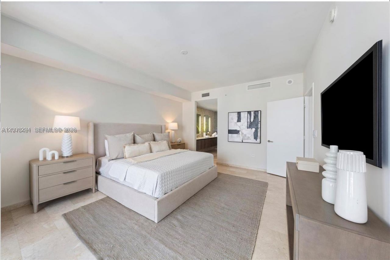 88 SW 7th St, Unit 2602, Miami, FL 33130 Photo