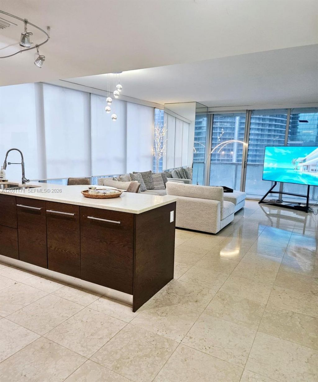 475 Brickell Ave, Unit 2115, Miami, FL 33131 Photo