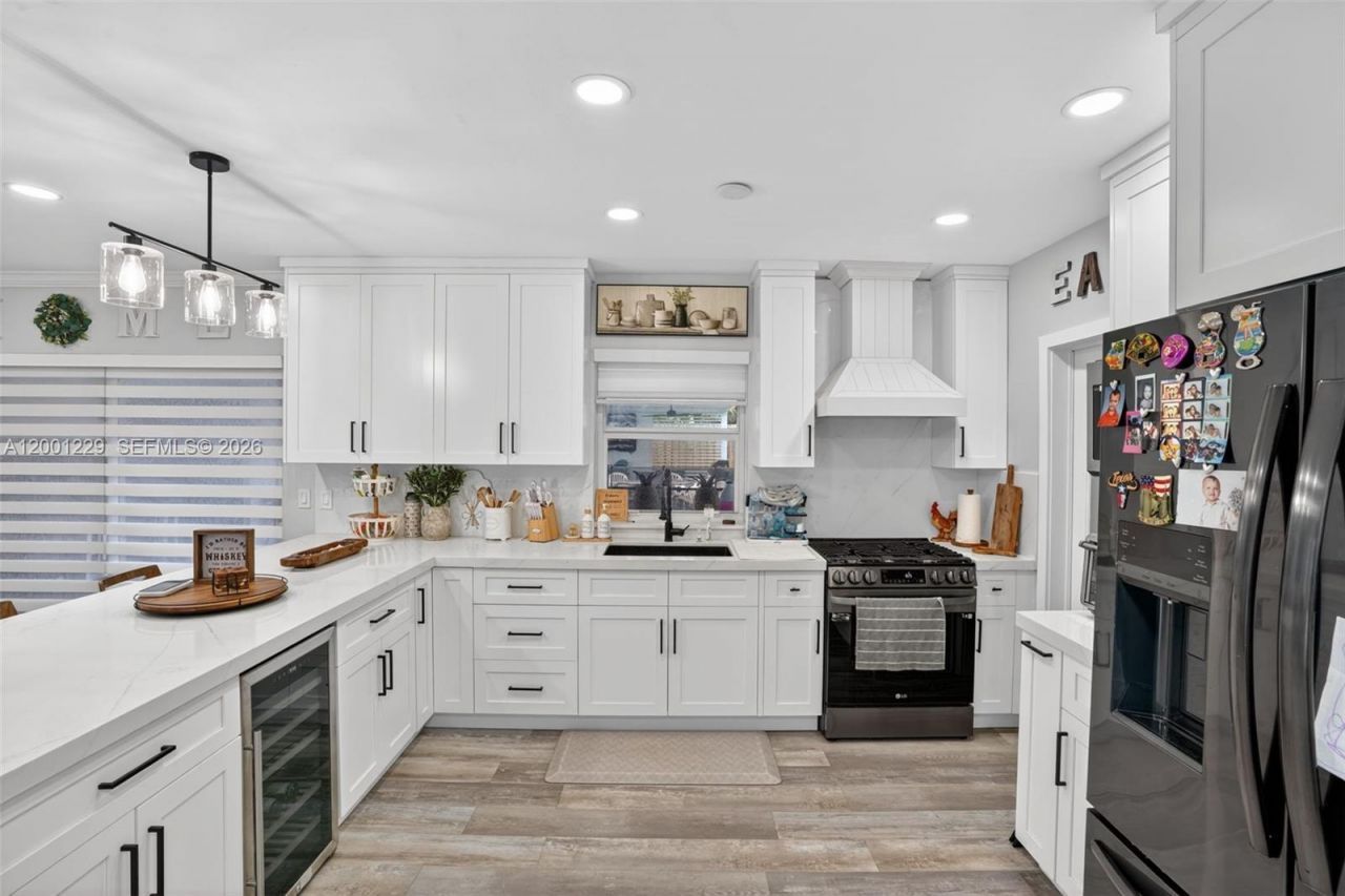 9220 Marine Dr, Cutler Bay, FL 33189 Photo