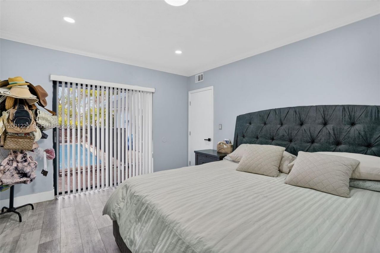 9220 Marine Dr, Cutler Bay, FL 33189 Photo