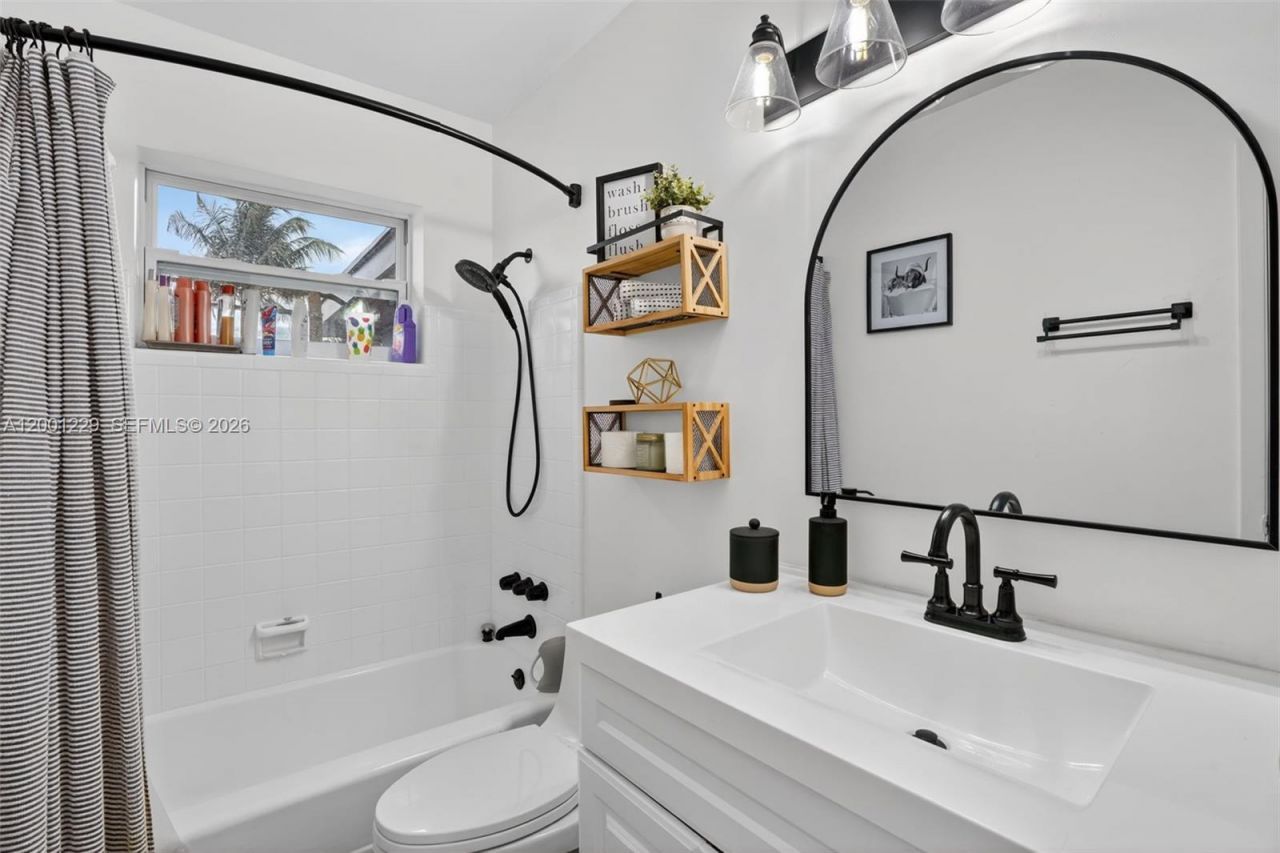 9220 Marine Dr, Cutler Bay, FL 33189 Photo