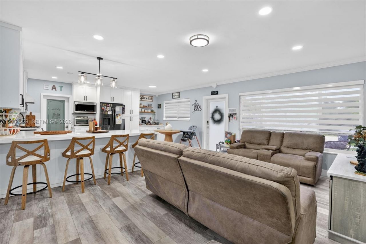 9220 Marine Dr, Cutler Bay, FL 33189 Photo