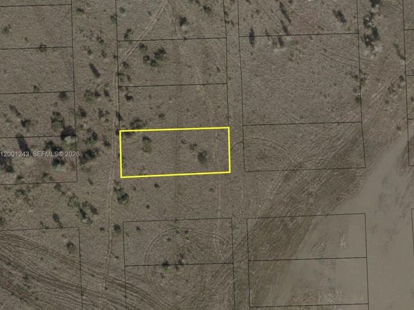 36X1 SW 164 Ave, Miami, FL 33185