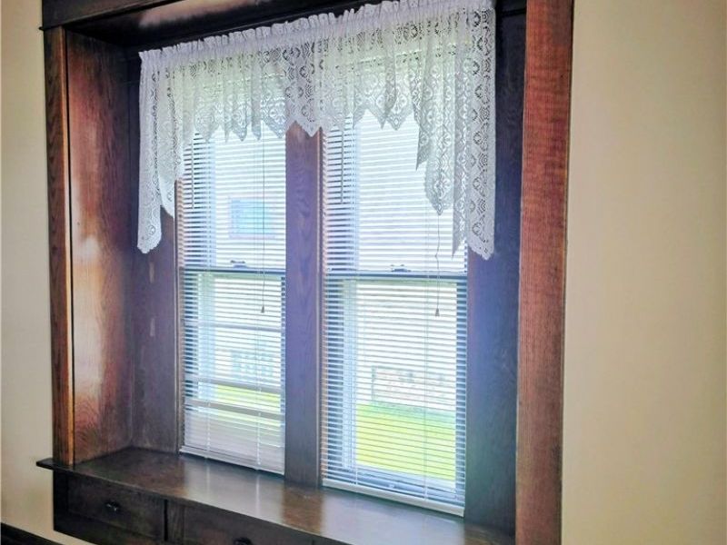 1055 W Tuscarawas Avenue, Barberton, OH 44203 Photo 13