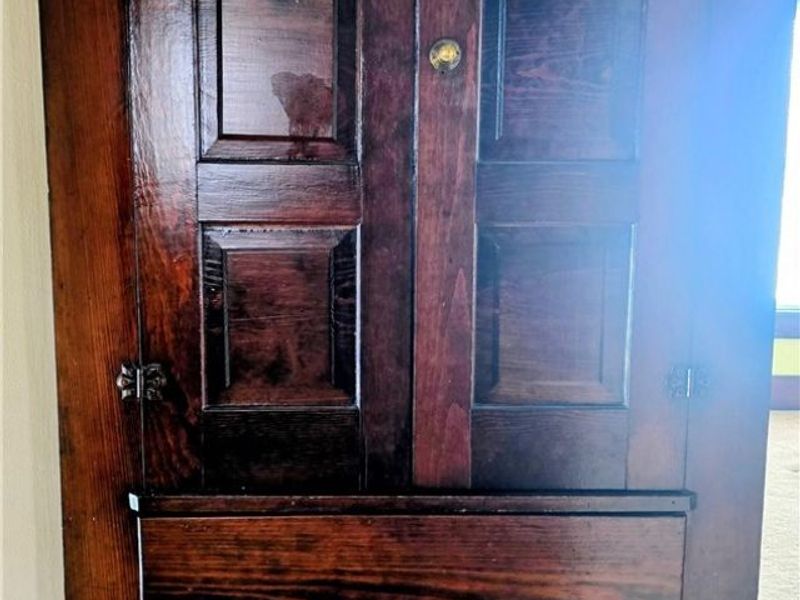 1055 W Tuscarawas Avenue, Barberton, OH 44203 Photo 19