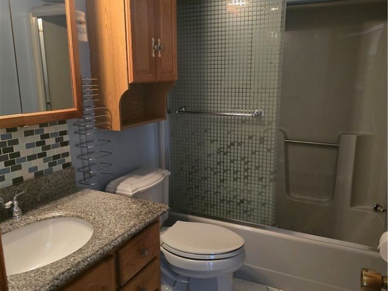 1055 W Tuscarawas Avenue, Barberton, OH 44203 Photo 9