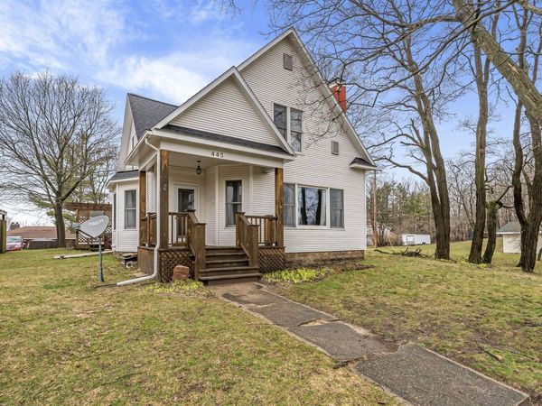 445 Bremer Street E, Cadillac, MI 49601