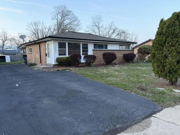 3036 Sussex Avenue , Markham, IL 60428