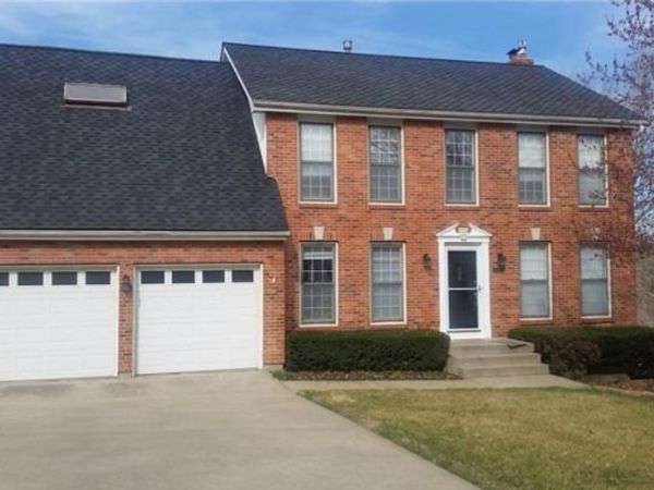 5014 SUMMIT Street, Shawnee, KS 66216