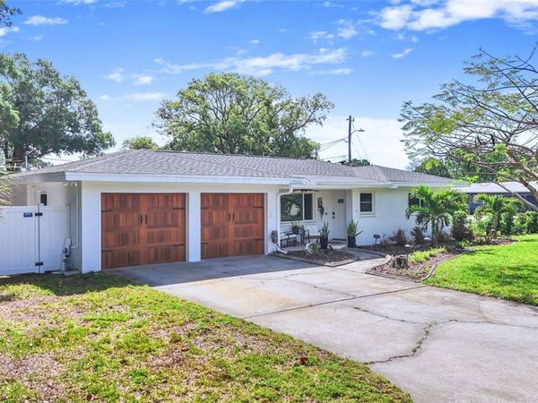 101 N MERCURY AVENUE, CLEARWATER, FL 33765