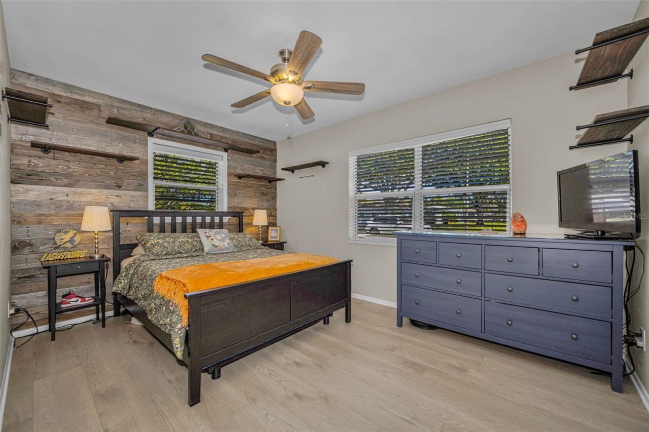 1300 63rd Avenue N, Saint Petersburg, FL 33702 Photo