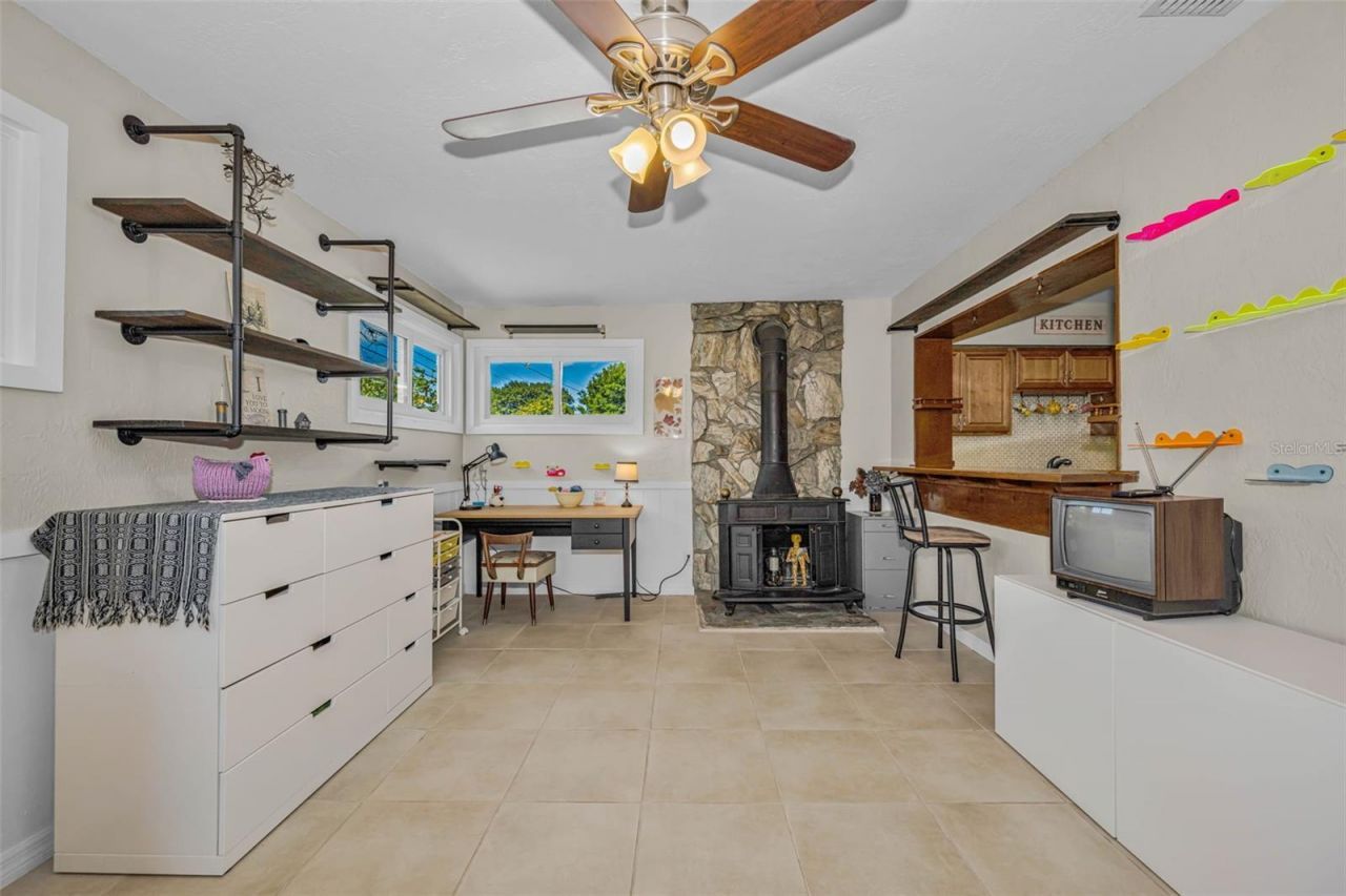 1300 63rd Avenue N, Saint Petersburg, FL 33702 Photo