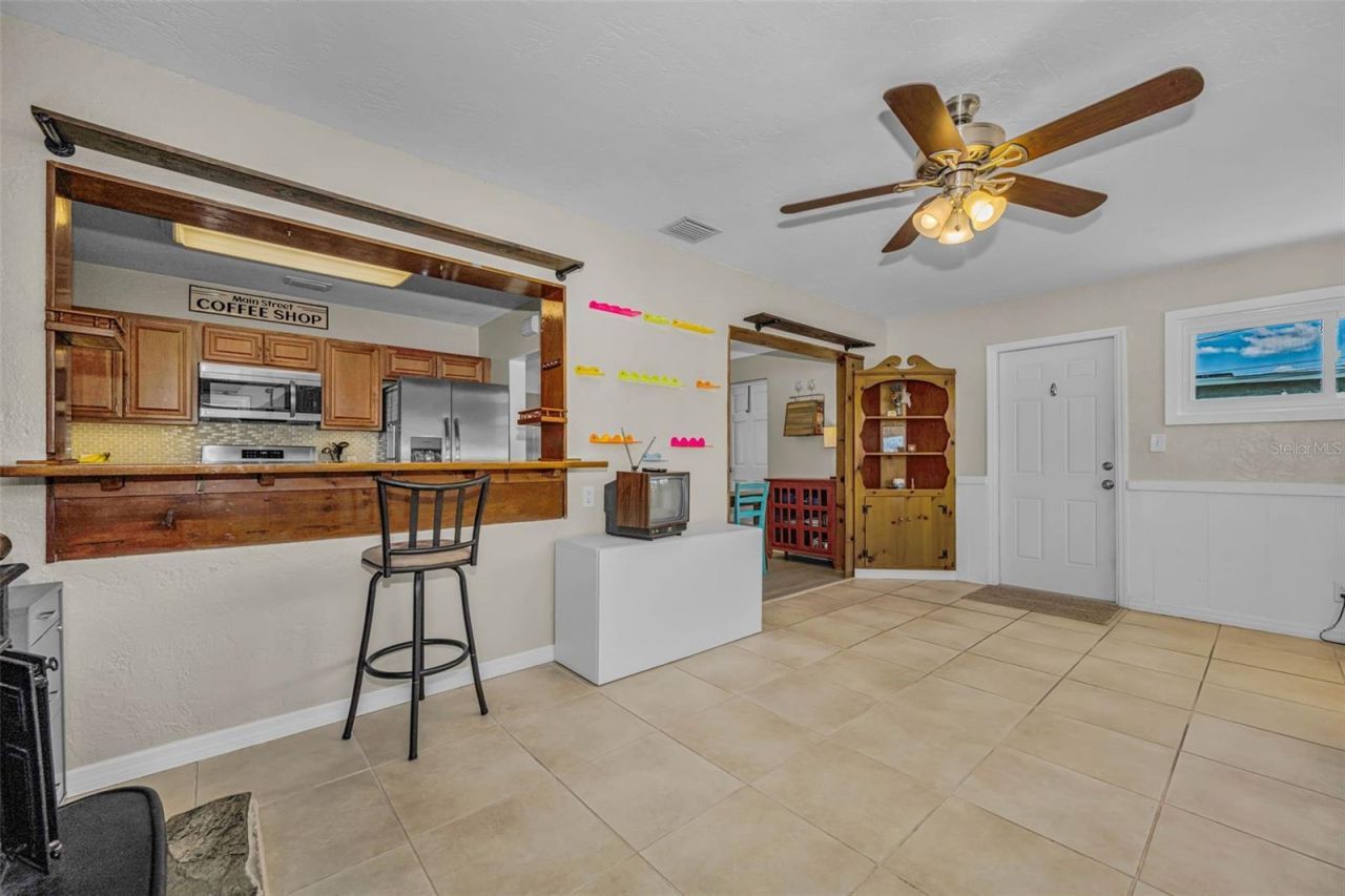 1300 63rd Avenue N, Saint Petersburg, FL 33702 Photo
