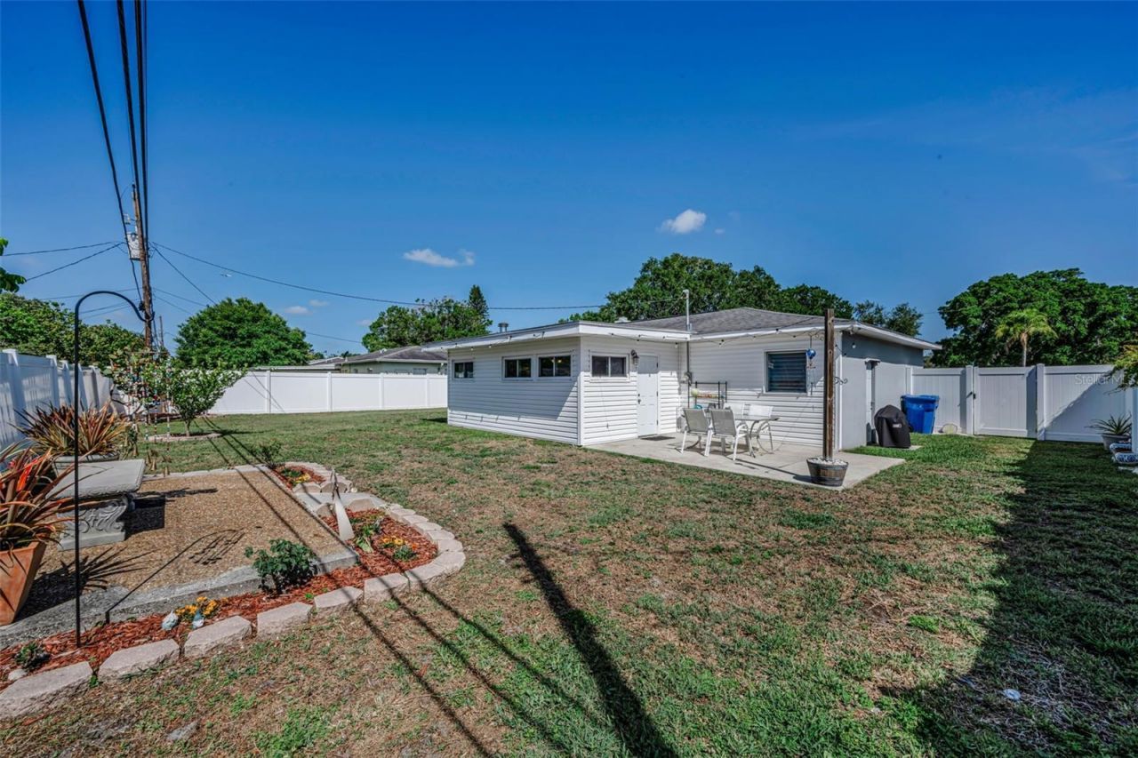 1300 63rd Avenue N, Saint Petersburg, FL 33702 Photo