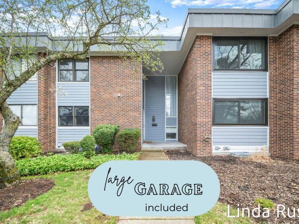 2440 E Collier Avenue SE, Grand Rapids, MI 49546