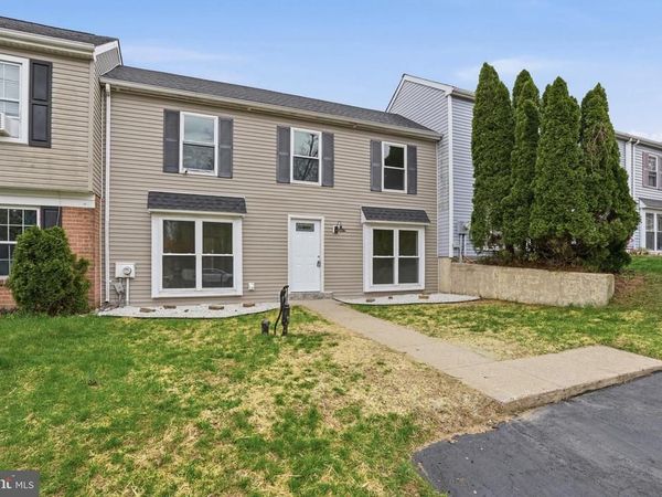 6687 PICKWICK COURT, BENSALEM, PA 19020