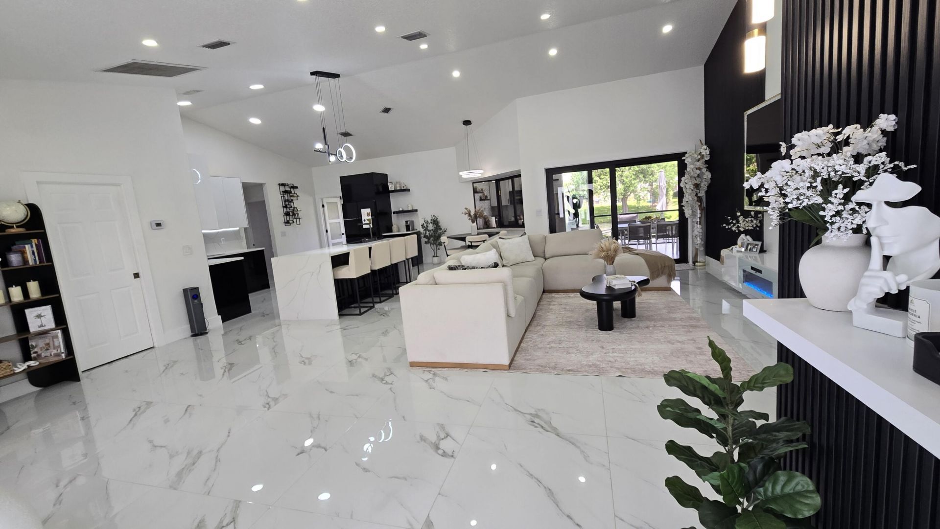 113 Waterview Way, Royal Palm Beach, FL 33411 Photo