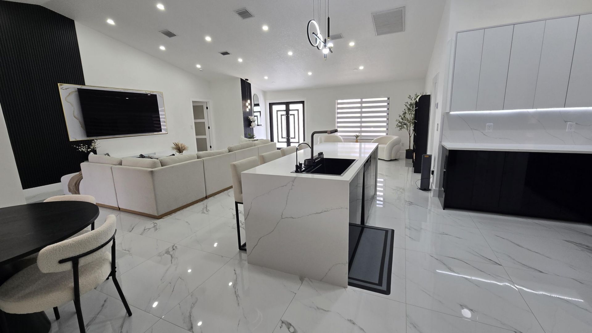 113 Waterview Way, Royal Palm Beach, FL 33411 Photo