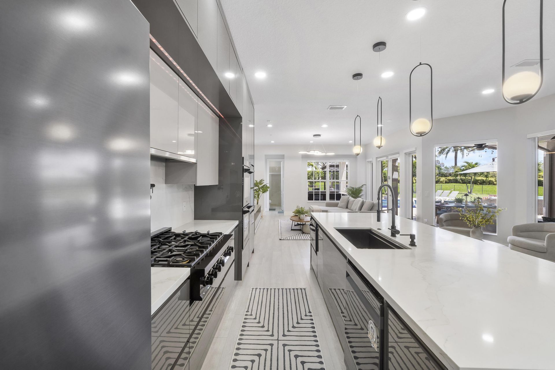 8768 S Miralago Way, Parkland, FL 33076 Photo