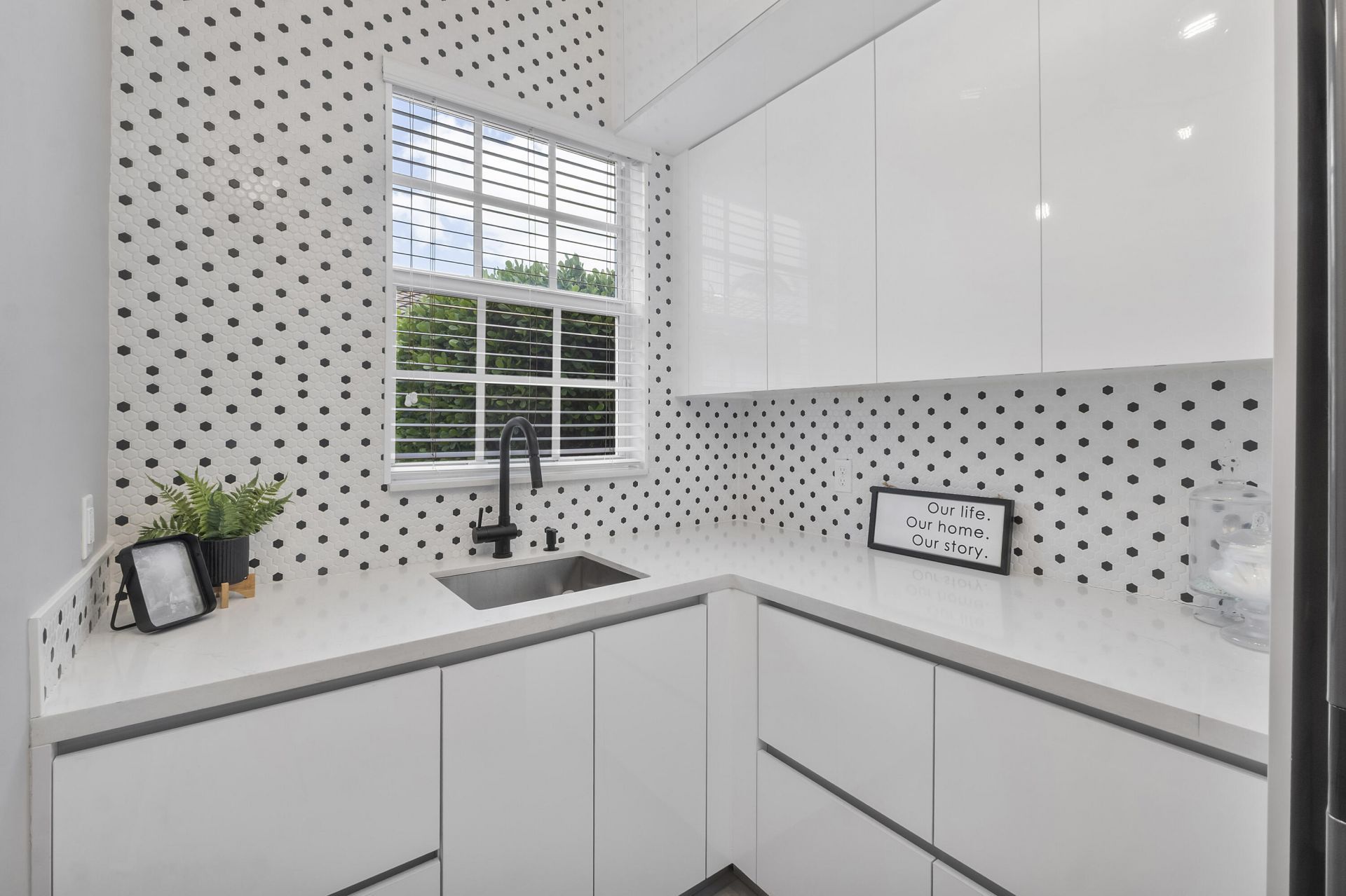 8768 S Miralago Way, Parkland, FL 33076 Photo