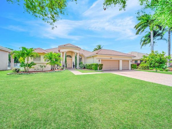 6169 NW 53rd Circle, Coral Springs, FL 33067