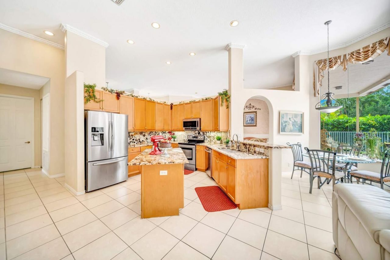 6169 NW 53rd Circle, Coral Springs, FL 33067 Photo