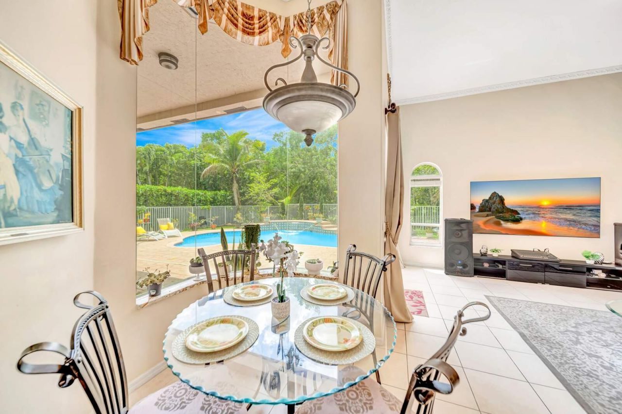 6169 NW 53rd Circle, Coral Springs, FL 33067 Photo