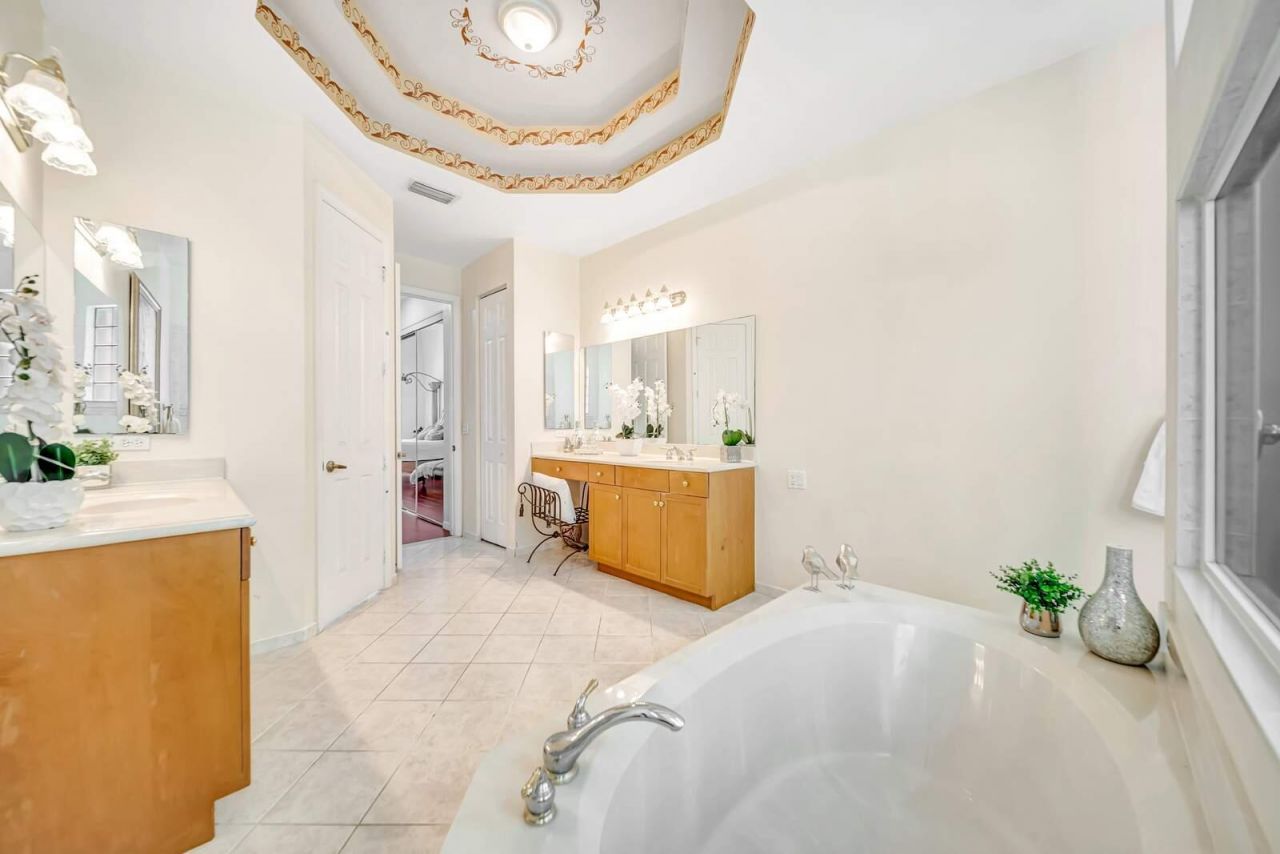 6169 NW 53rd Circle, Coral Springs, FL 33067 Photo