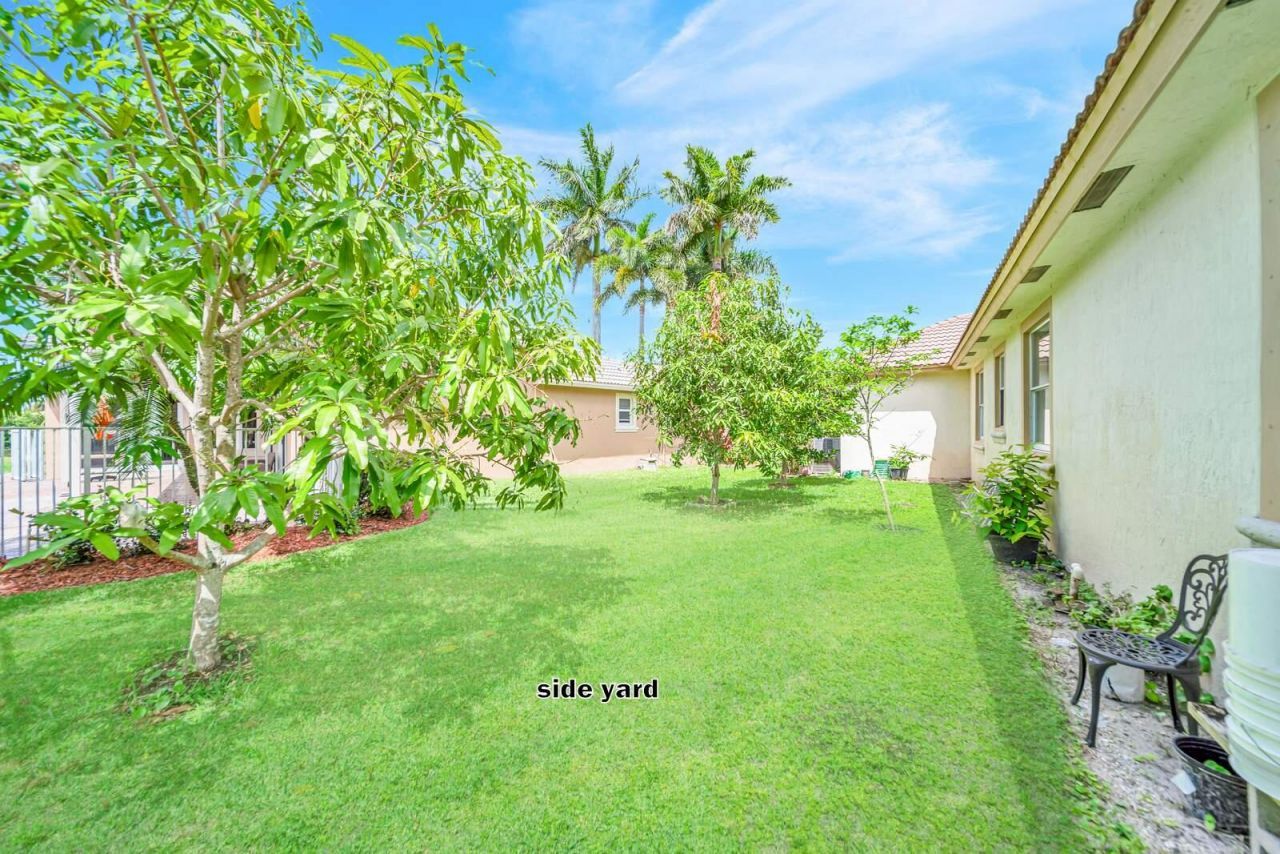 6169 NW 53rd Circle, Coral Springs, FL 33067 Photo