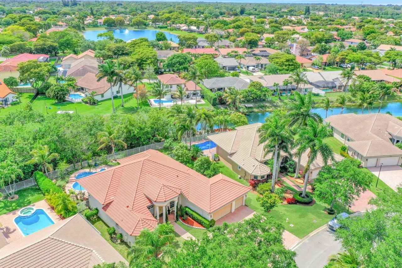 6169 NW 53rd Circle, Coral Springs, FL 33067 Photo