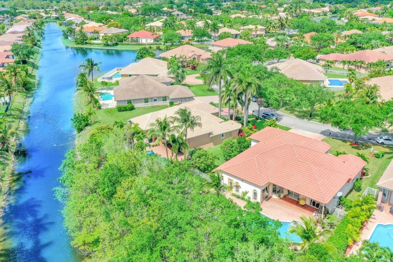 6169 NW 53rd Circle, Coral Springs, FL 33067 Photo