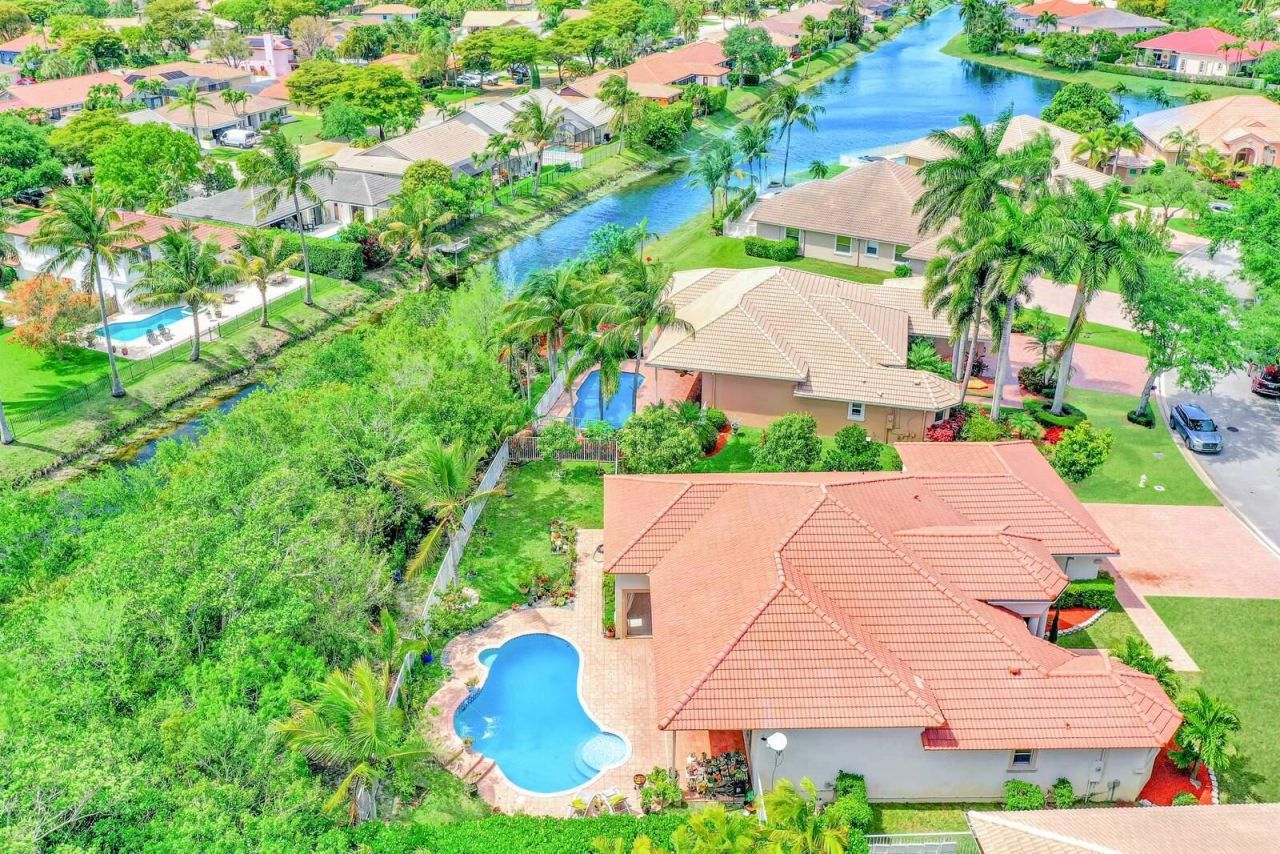 6169 NW 53rd Circle, Coral Springs, FL 33067 Photo