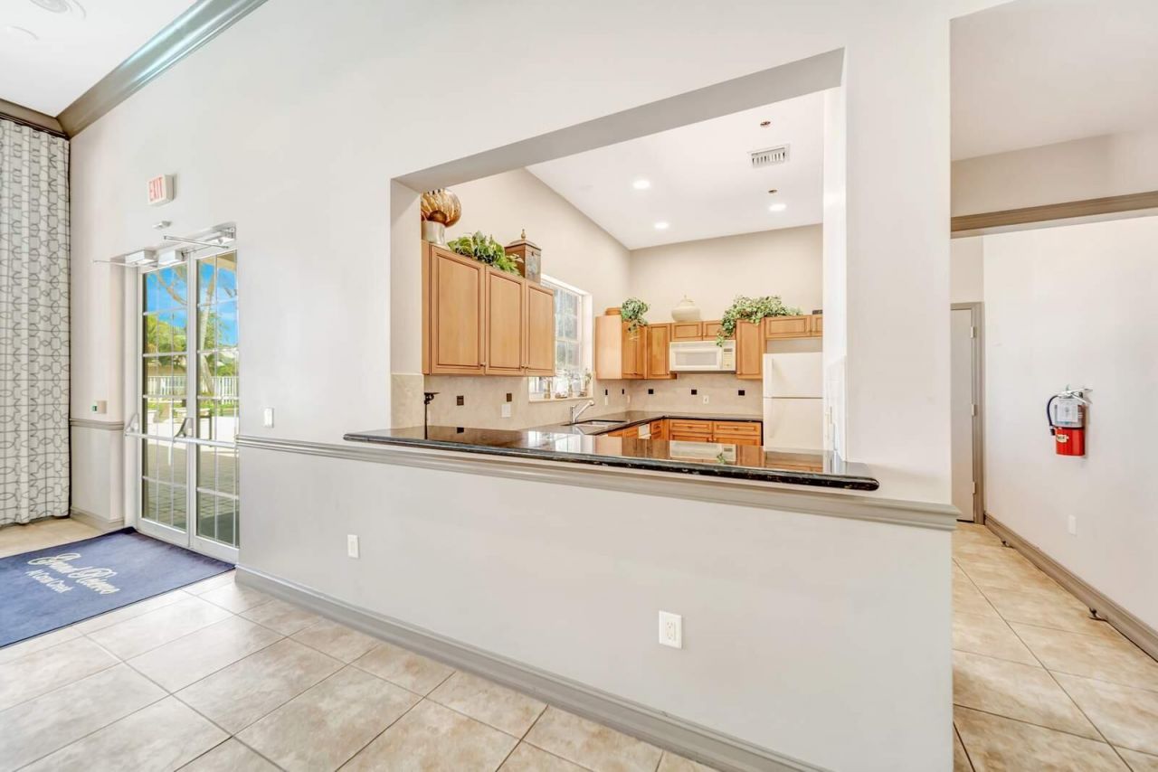 6169 NW 53rd Circle, Coral Springs, FL 33067 Photo