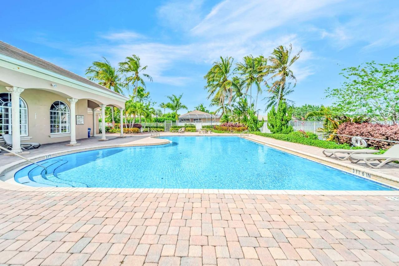 6169 NW 53rd Circle, Coral Springs, FL 33067 Photo