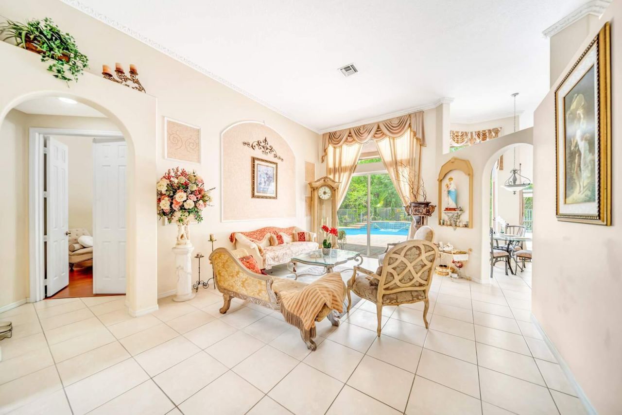 6169 NW 53rd Circle, Coral Springs, FL 33067 Photo