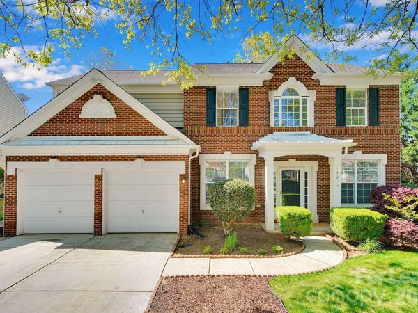 14213 Eldon Drive , Charlotte, NC 28277